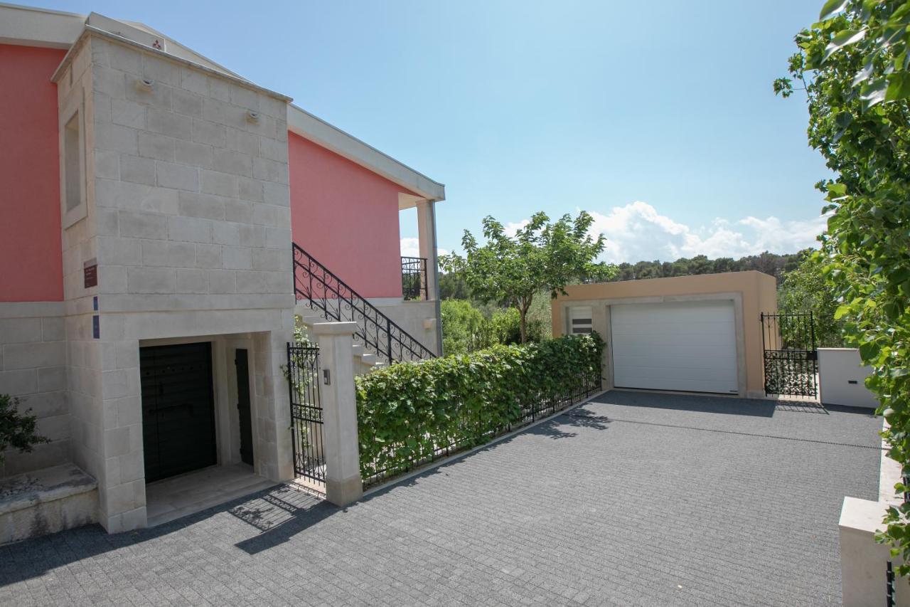 Apartment Vila Volicija Makarska Exterior foto
